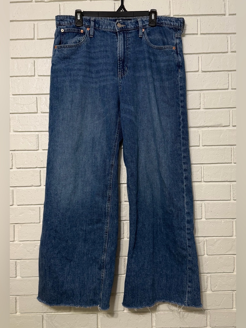 Gap High Rise Wide Leg Jeans Size 16 33R Raw Hem 100% Cotton